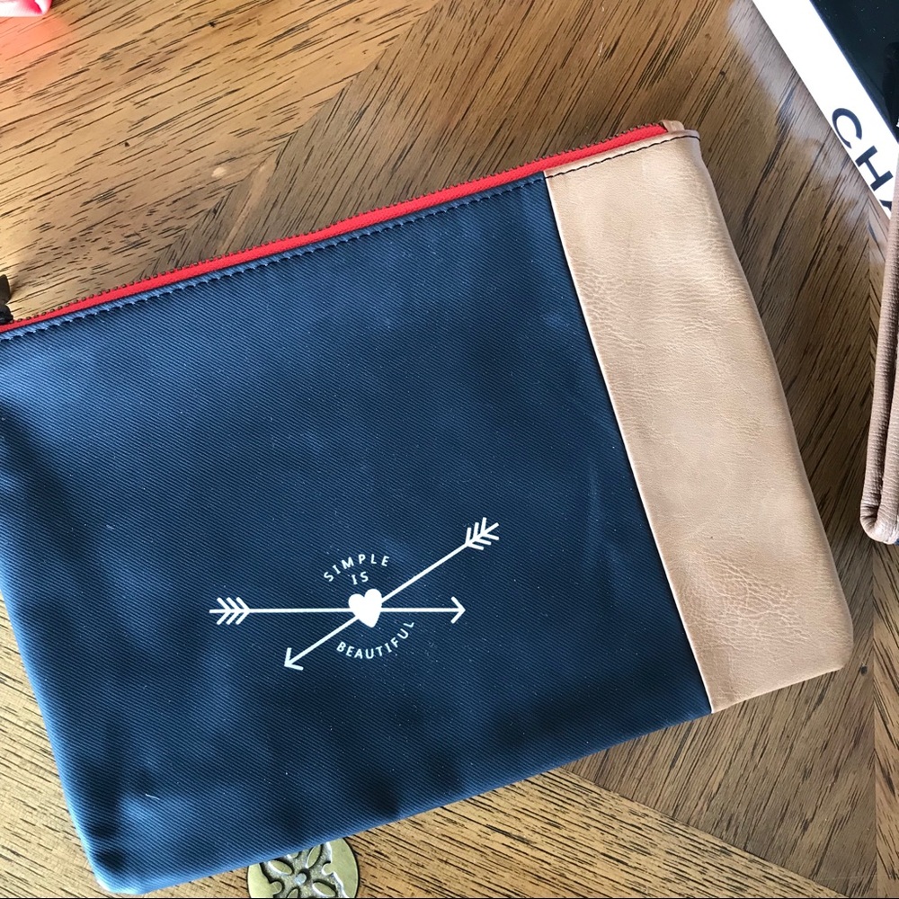 Set of pouches - Picture 3 of 4